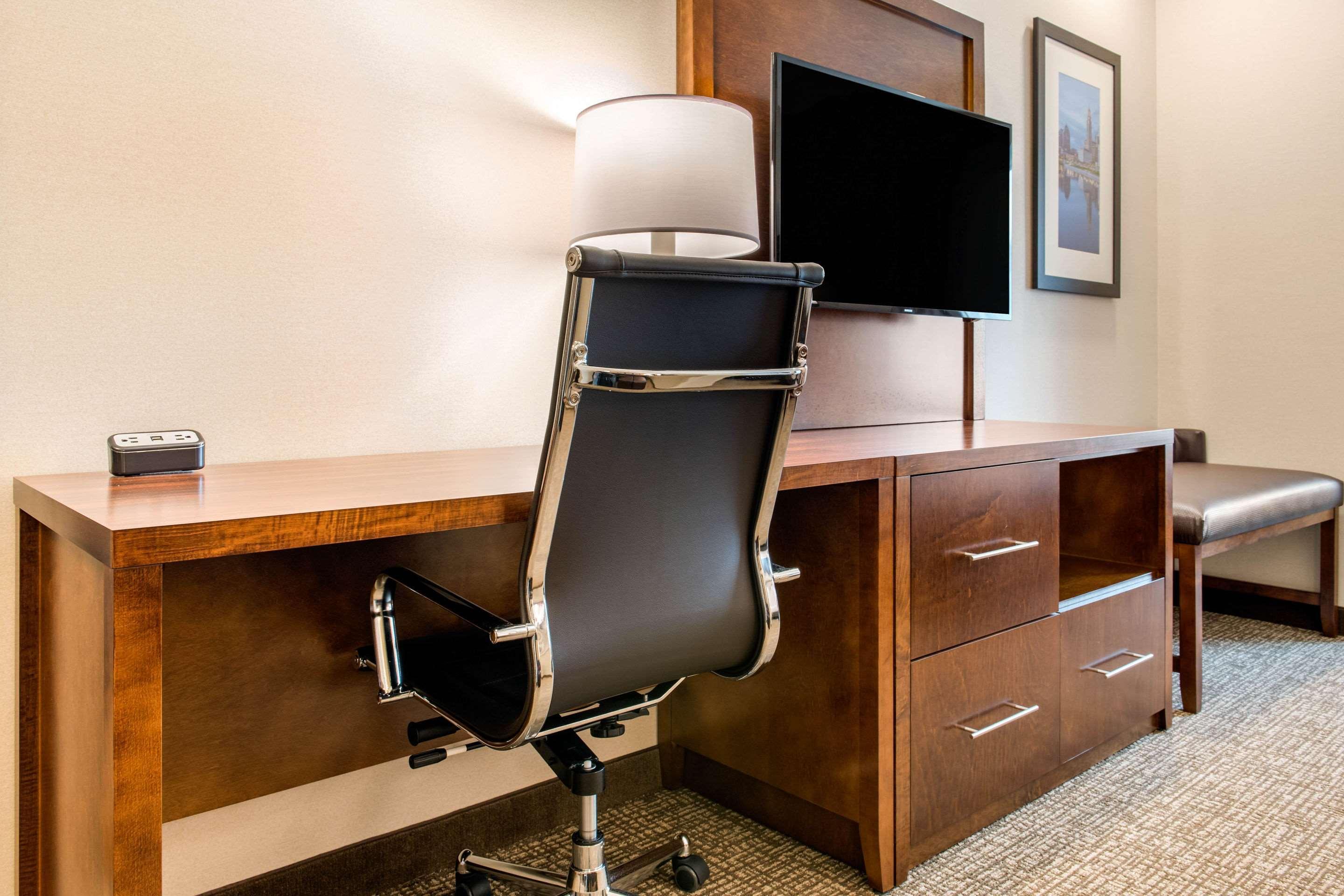 Comfort Suites Columbus Airport Kültér fotó