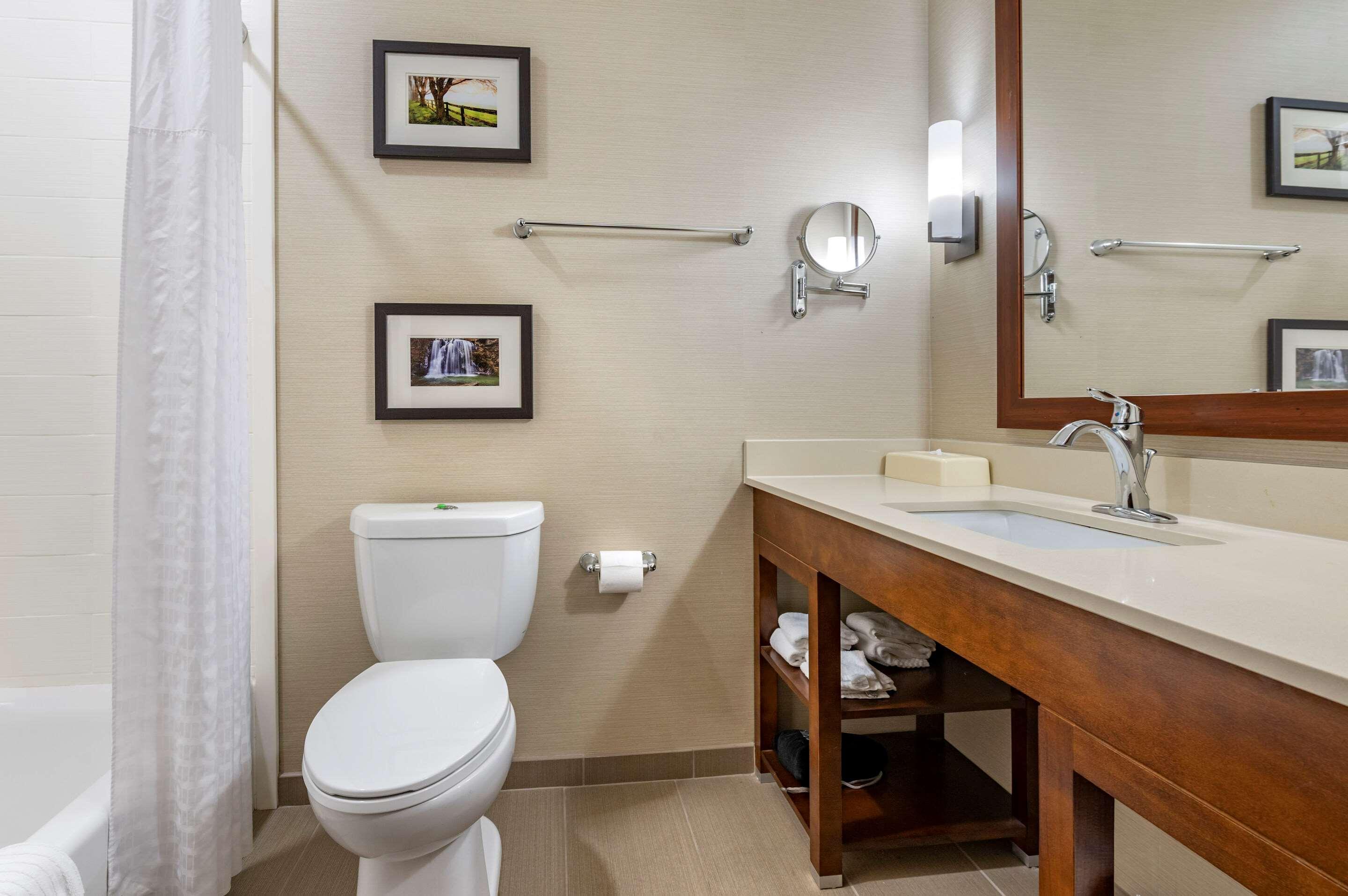 Comfort Suites Columbus Airport Kültér fotó